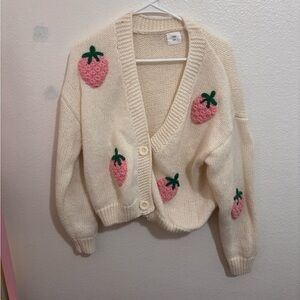 Chic Cream Cardigan with Pink Strawberry Details